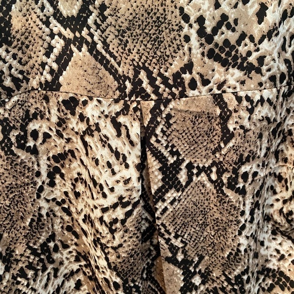 Princess Polly Button Up Blouse - Picture 10 of 13